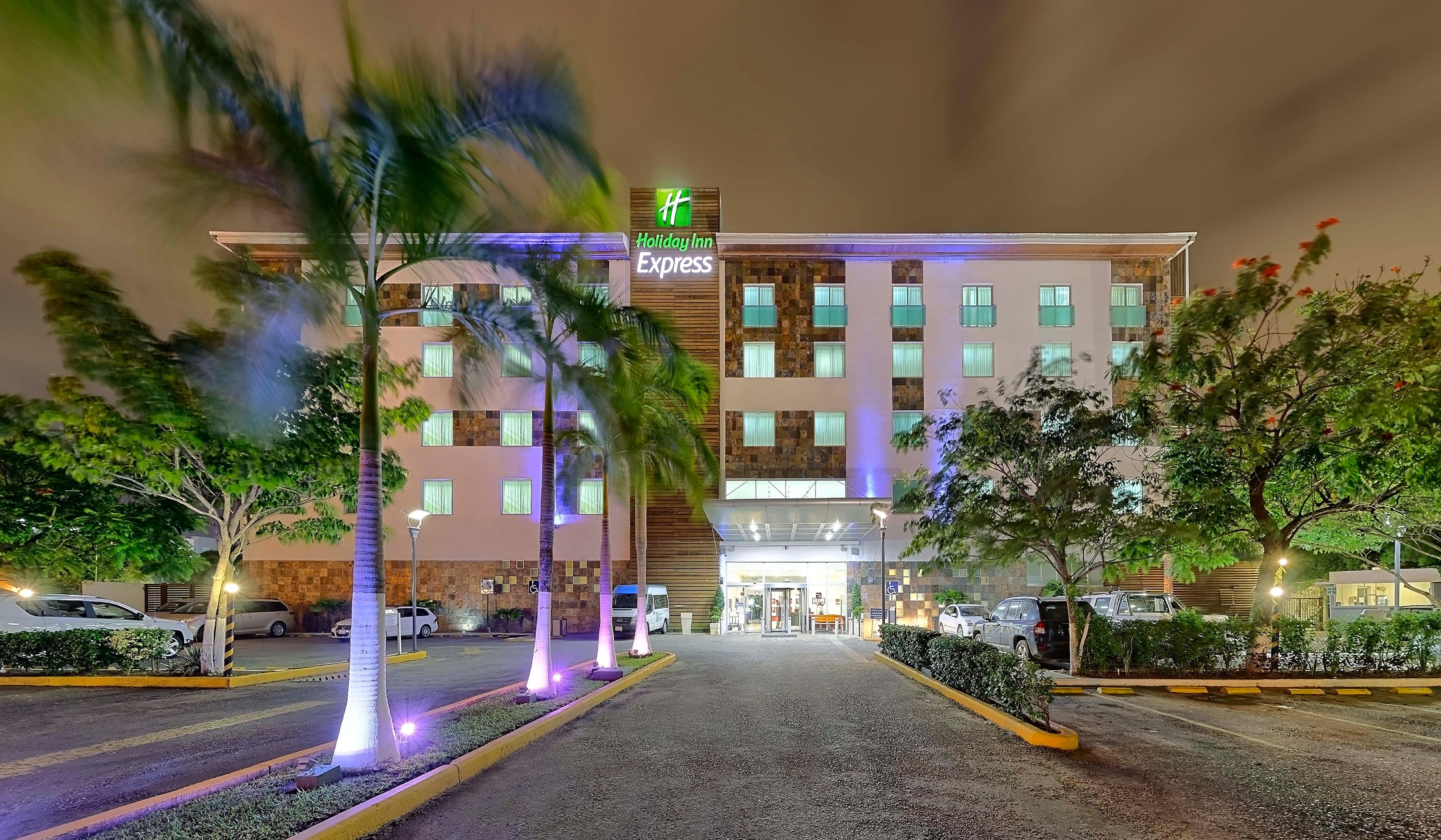 Holiday Inn Express Villahermosa By Ihg מראה חיצוני תמונה